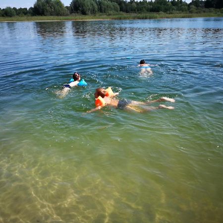 Domki Domek Na Jeziorem Wilczynskim Budzislawskim , Las, Osobno Ogrodzony 2-6 Osob- Klimatyzacja, Ogrzewanie, 62-550 Zygmuntowo Gm Wilczyn Kültér fotó