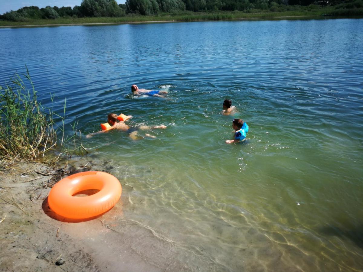 Domki Domek Na Jeziorem Wilczynskim Budzislawskim , Las, Osobno Ogrodzony 2-6 Osob- Klimatyzacja, Ogrzewanie, 62-550 Zygmuntowo Gm Wilczyn Kültér fotó