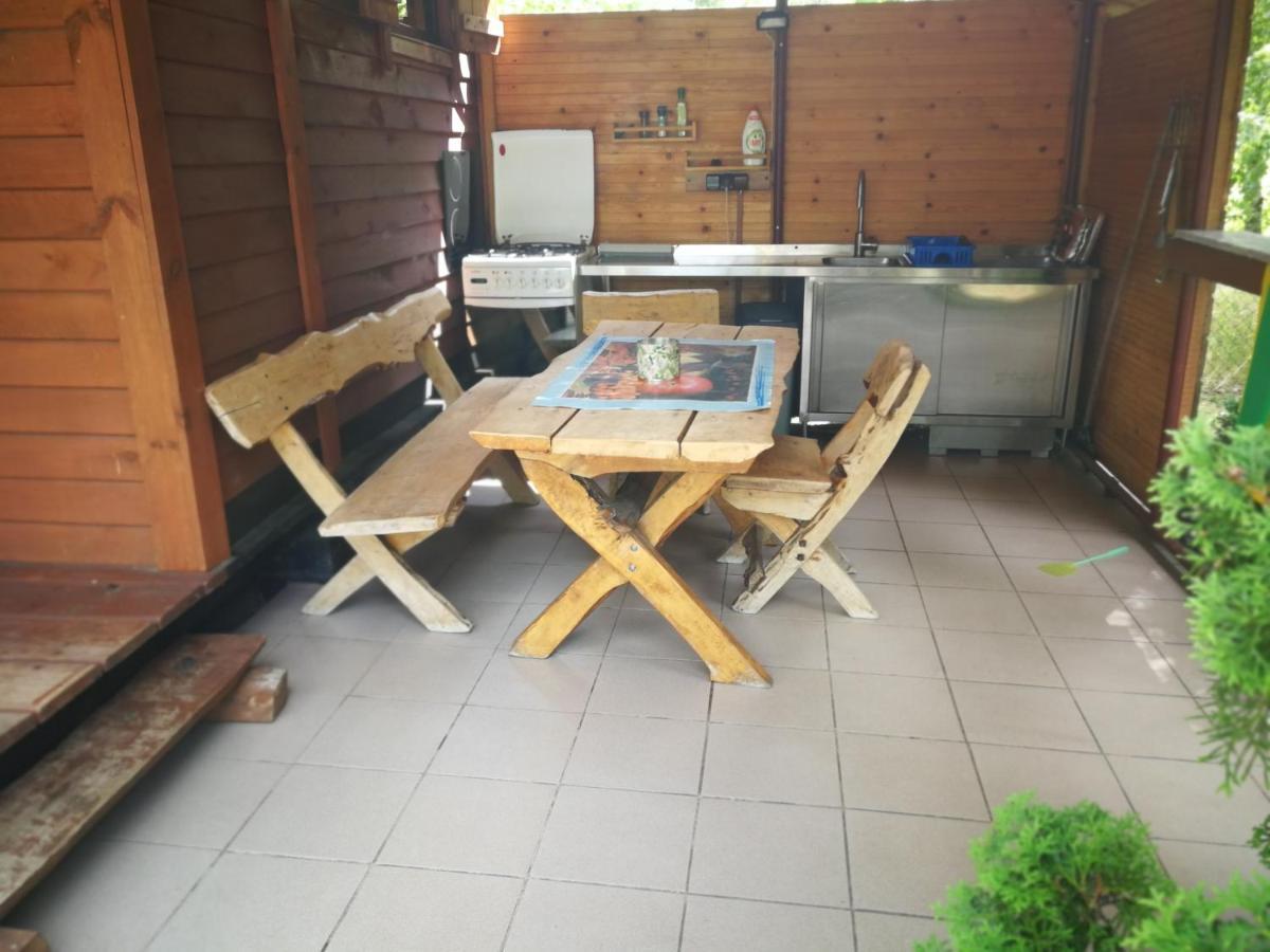 Domki Domek Na Jeziorem Wilczynskim Budzislawskim , Las, Osobno Ogrodzony 2-6 Osob- Klimatyzacja, Ogrzewanie, 62-550 Zygmuntowo Gm Wilczyn Kültér fotó